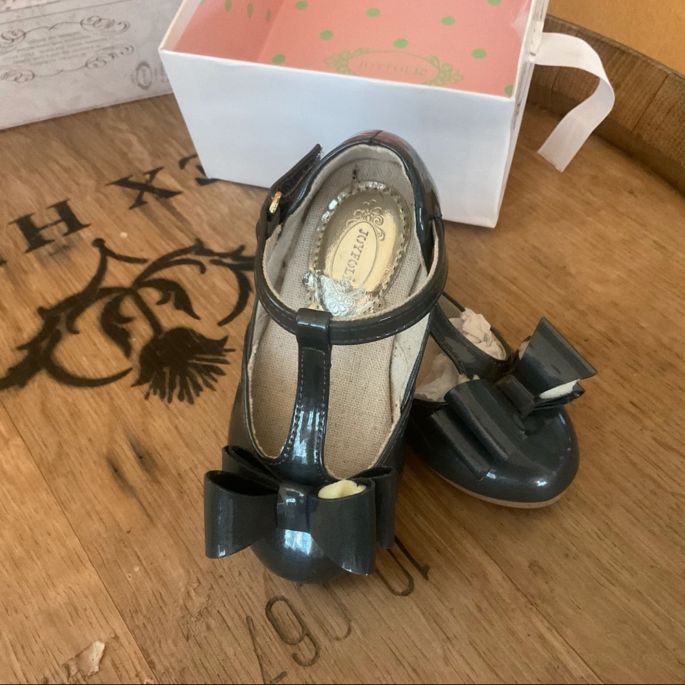 MIA JOY Vivian Grey Girl's Shoes w/ double bow